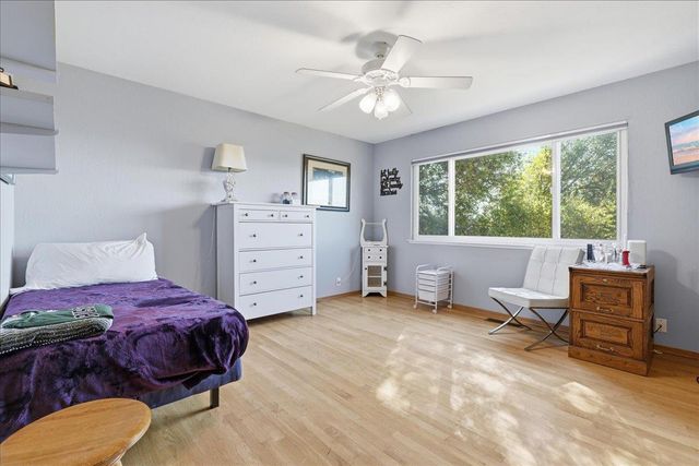 18717 Hummingbird Dr, Penn Valley, CA 95946
