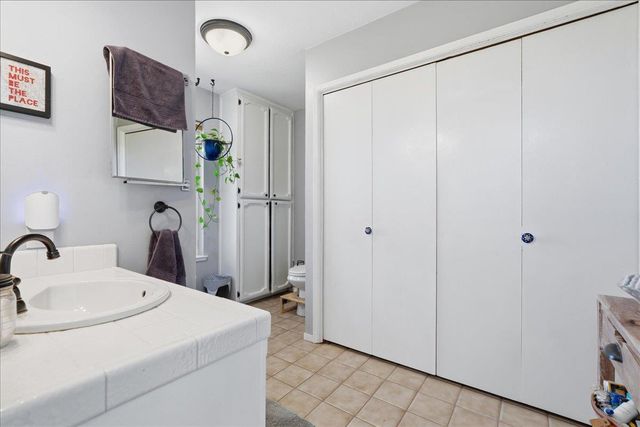 18717 Hummingbird Dr, Penn Valley, CA 95946
