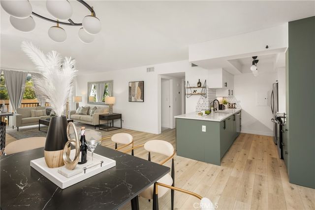 1351 N Crescent Heights Boulevard 313, West Hollywood, CA 90046