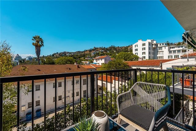 1351 N Crescent Heights Boulevard 313, West Hollywood, CA 90046