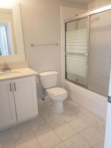 909 Belmont Place, Boynton Beach, FL 33436