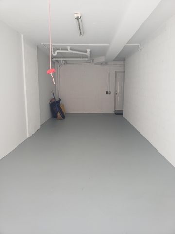 909 Belmont Place, Boynton Beach, FL 33436