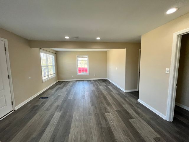 3574 New Manchester Hwy, Tullahoma, TN 37388