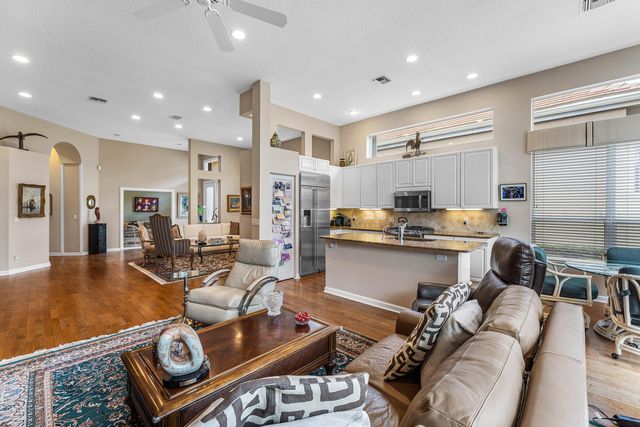 247 Coral Cay Terrace, Palm Beach Gardens, FL 33418