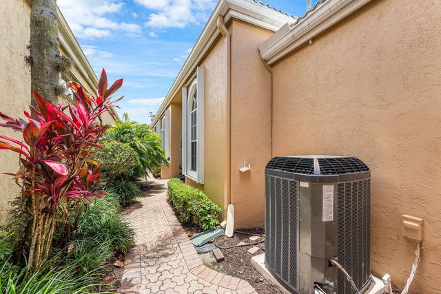 247 Coral Cay Terrace, Palm Beach Gardens, FL 33418