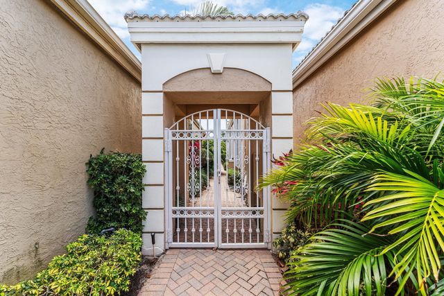 247 Coral Cay Terrace, Palm Beach Gardens, FL 33418
