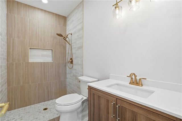8336 Lagoon RD, Fort Myers Beach, FL 33931