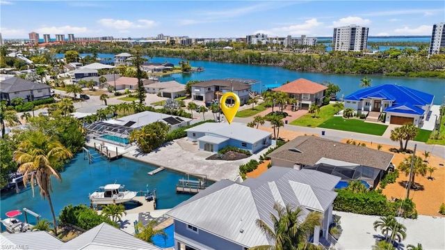 8336 Lagoon RD, Fort Myers Beach, FL 33931
