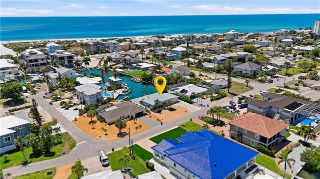 8336 Lagoon RD, Fort Myers Beach, FL 33931