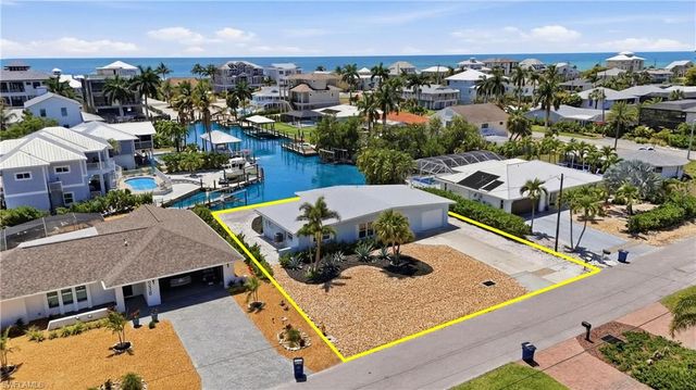 8336 Lagoon RD, Fort Myers Beach, FL 33931