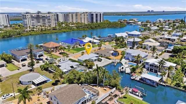 8336 Lagoon RD, Fort Myers Beach, FL 33931