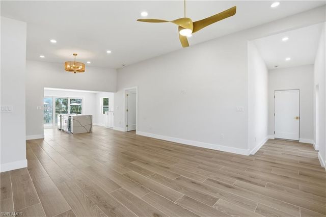 8336 Lagoon RD, Fort Myers Beach, FL 33931
