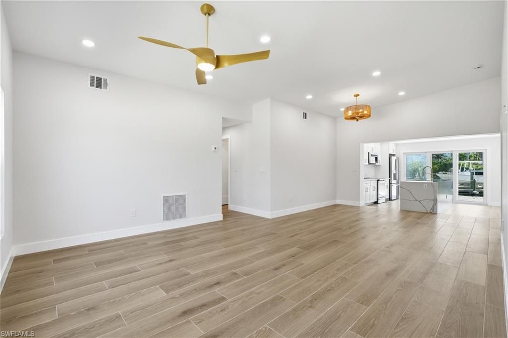 8336 Lagoon RD, Fort Myers Beach, FL 33931