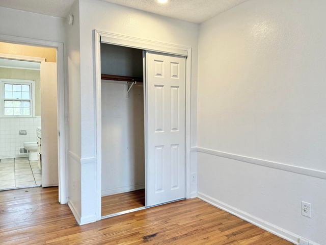 8128 E 74th Street, Kansas City, MO 64113