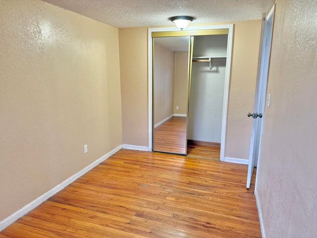 8128 E 74th Street, Kansas City, MO 64113