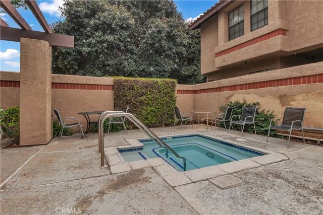 325 E Chapman B, Placentia, CA 92870