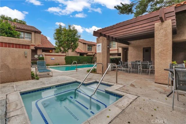 325 E Chapman B, Placentia, CA 92870