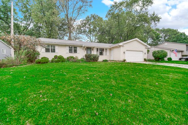 207 Highland Drive, Valparaiso, IN 46383