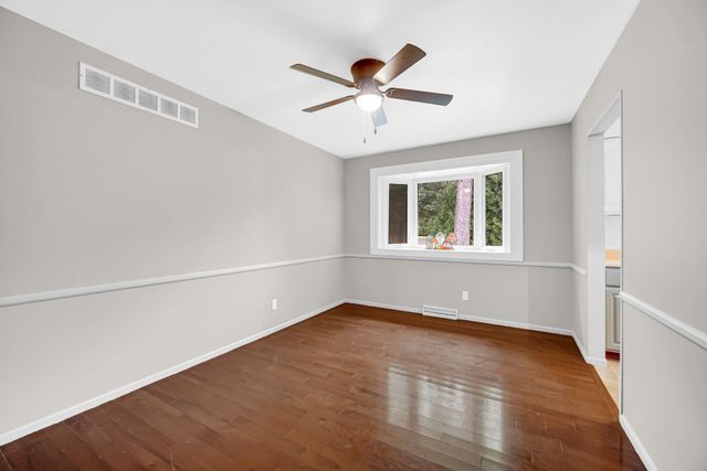 207 Highland Drive, Valparaiso, IN 46383