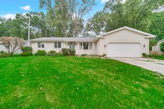 207 Highland Drive, Valparaiso, IN 46383