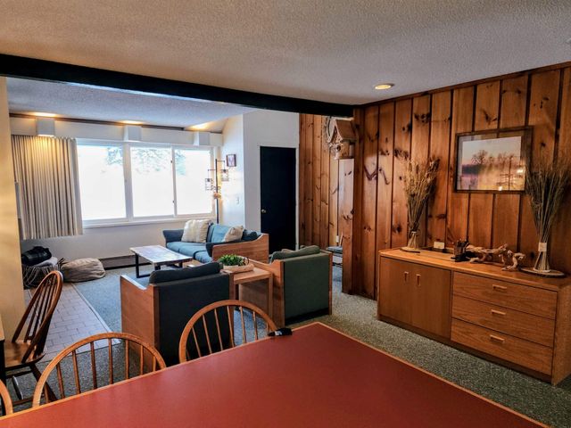 185 Village Green Dr Unit 8F, Stowe, VT 05672