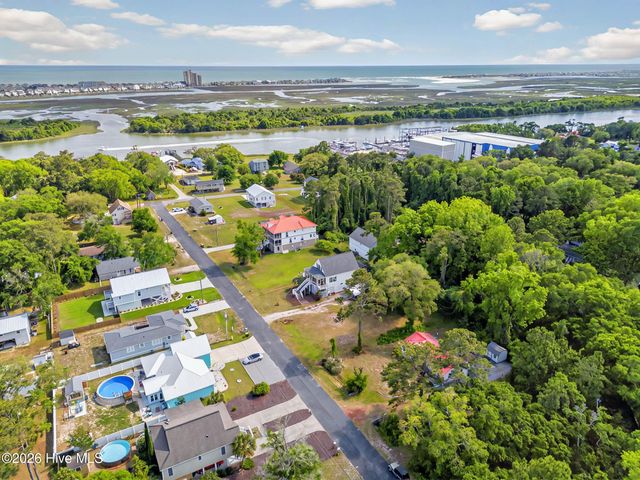 1950 Ocean View Drive SW, Ocean Isle Beach, NC 28469