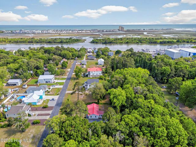 1950 Ocean View Drive SW, Ocean Isle Beach, NC 28469