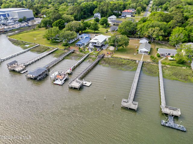 1950 Ocean View Drive SW, Ocean Isle Beach, NC 28469