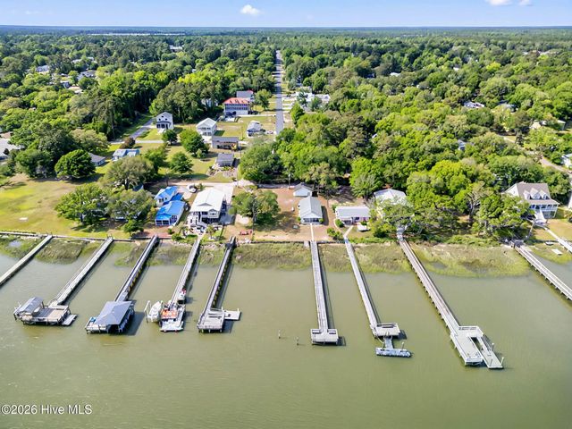 1950 Ocean View Drive SW, Ocean Isle Beach, NC 28469