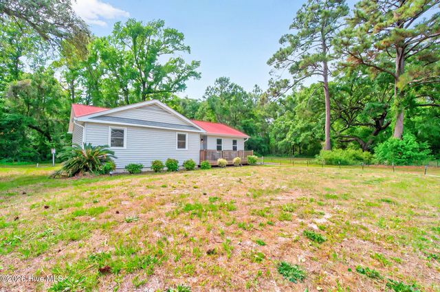 1950 Ocean View Drive SW, Ocean Isle Beach, NC 28469