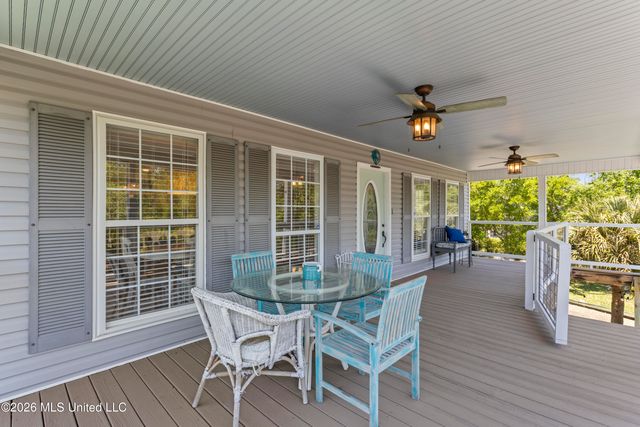 4229 21st Avenue, Bay Saint Louis, MS 39520