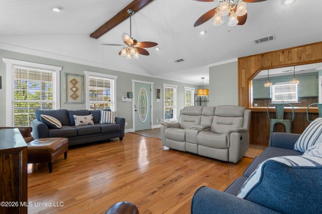 4229 21st Avenue, Bay Saint Louis, MS 39520