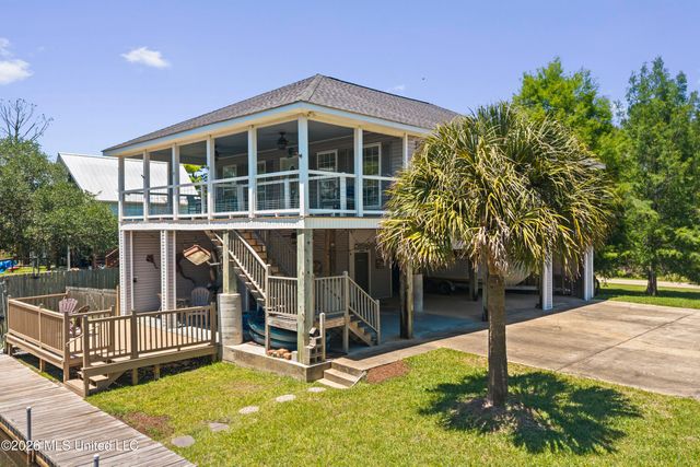 4229 21st Avenue, Bay Saint Louis, MS 39520