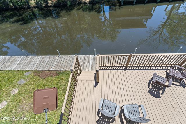 4229 21st Avenue, Bay Saint Louis, MS 39520