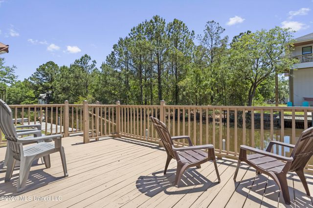 4229 21st Avenue, Bay Saint Louis, MS 39520
