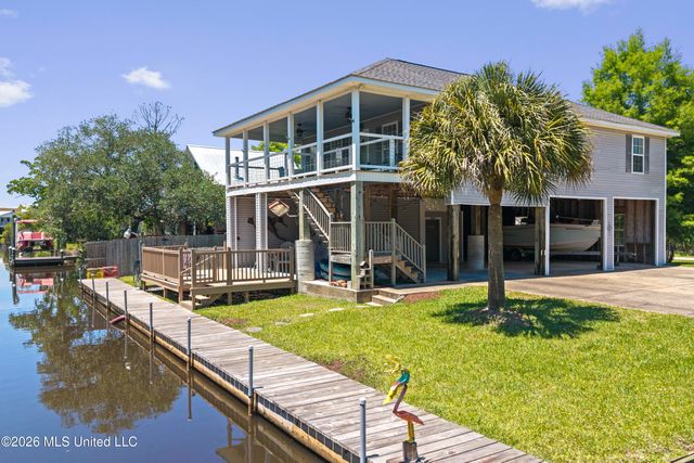 4229 21st Avenue, Bay Saint Louis, MS 39520