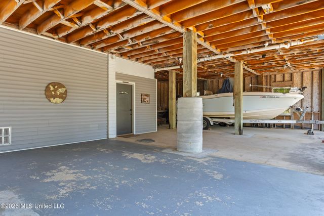4229 21st Avenue, Bay Saint Louis, MS 39520