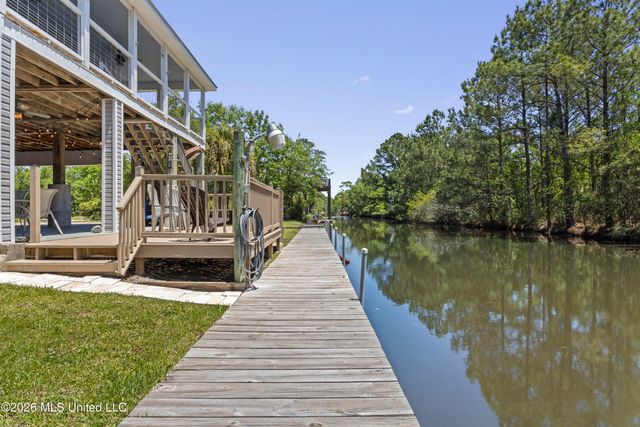 4229 21st Avenue, Bay Saint Louis, MS 39520