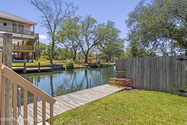 4229 21st Avenue, Bay Saint Louis, MS 39520