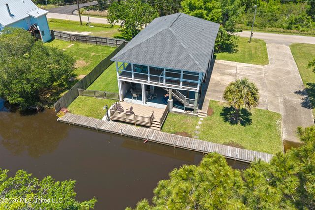 4229 21st Avenue, Bay Saint Louis, MS 39520