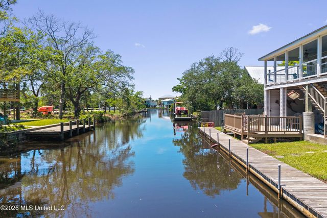 4229 21st Avenue, Bay Saint Louis, MS 39520