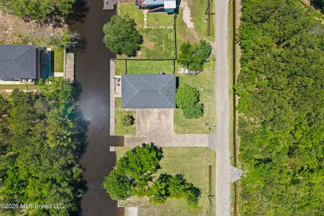 4229 21st Avenue, Bay Saint Louis, MS 39520