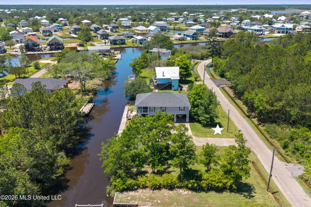 4229 21st Avenue, Bay Saint Louis, MS 39520