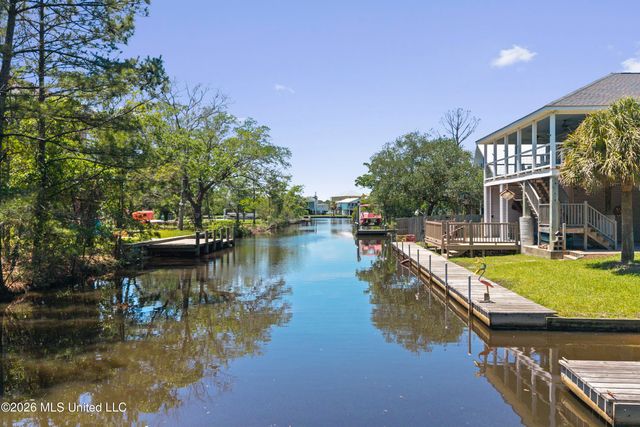4229 21st Avenue, Bay Saint Louis, MS 39520