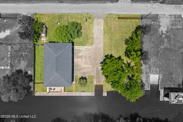 4229 21st Avenue, Bay Saint Louis, MS 39520