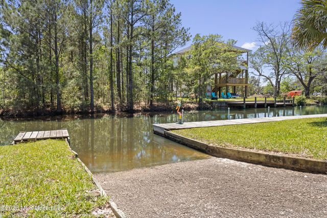 4229 21st Avenue, Bay Saint Louis, MS 39520