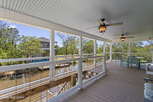 4229 21st Avenue, Bay Saint Louis, MS 39520