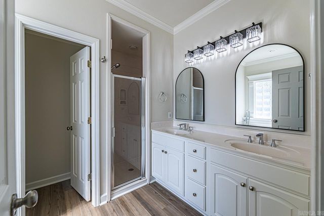 1 Greeson Cove, Maumelle, AR 72113