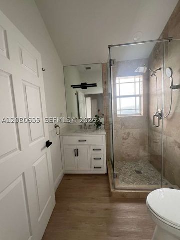 211 SW 29th Rd, Miami, FL 33129