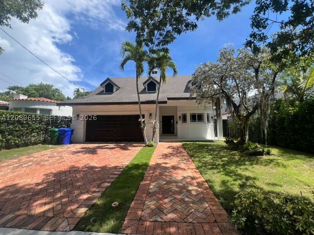 211 SW 29th Rd, Miami, FL 33129